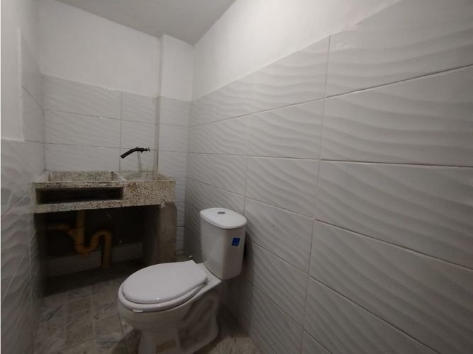 Casa de 10 alcobas en venta en Colon, Medellín, 132 m² · foto 13 de 24