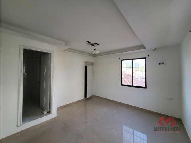 Casa de 8 alcobas en arriendo en Manga, Cartagena, 190 m² · foto 16 de 23