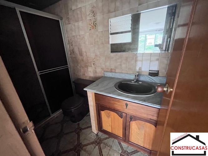 Apartamento de 4 alcobas en arriendo en Laureles, Medellín, 160 m² · foto 8 de 21