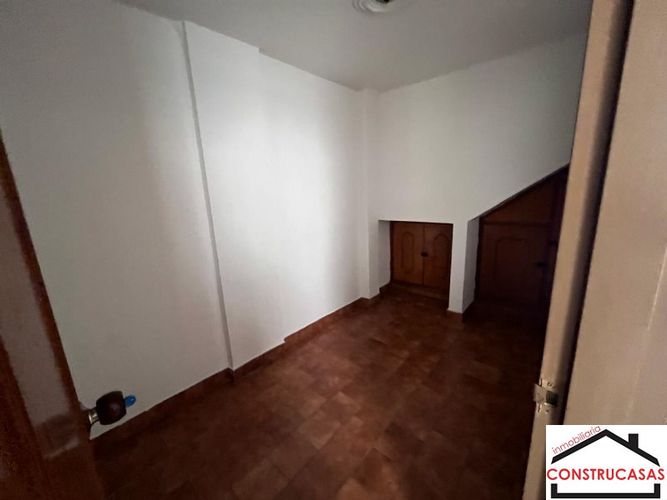 Apartamento de 4 alcobas en arriendo en Laureles, Medellín, 160 m² · foto 9 de 21