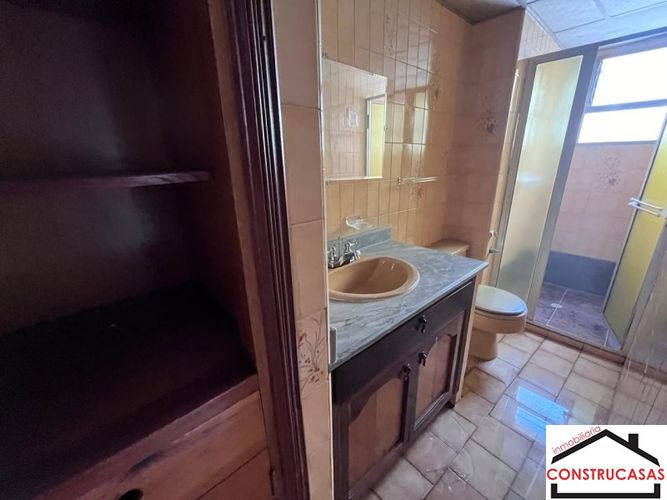 Apartamento de 4 alcobas en arriendo en Laureles, Medellín, 160 m² · foto 15 de 21