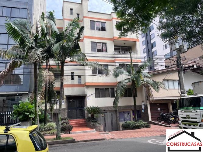 Apartamento de 4 alcobas en arriendo en Laureles, Medellín, 160 m² · foto 20 de 21