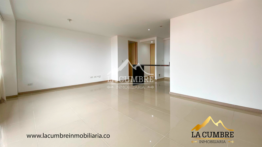 Apartamento de 3 alcobas en arriendo en Santa Maria De Los Angeles, Medellín, 95 m² · foto 2 de 14