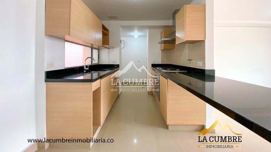 Apartamento de 3 alcobas en arriendo en Santa Maria De Los Angeles, Medellín, 95 m² · foto 3 de 14