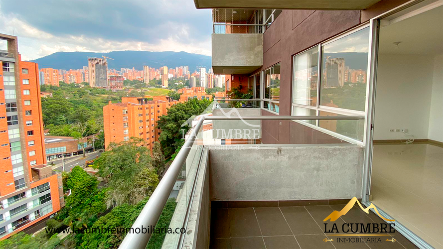 Apartamento de 3 alcobas en arriendo en Santa Maria De Los Angeles, Medellín, 95 m² · foto 6 de 14