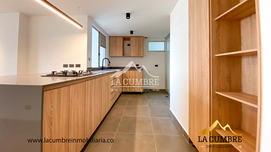 Apartamento de 3 alcobas en arriendo en Los Balsos, Medellín, 115 m² · foto 5 de 13