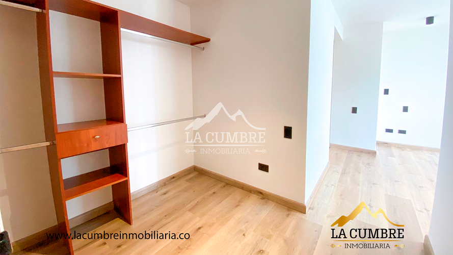 Apartamento de 3 alcobas en arriendo en Los Balsos, Medellín, 115 m² · foto 9 de 13