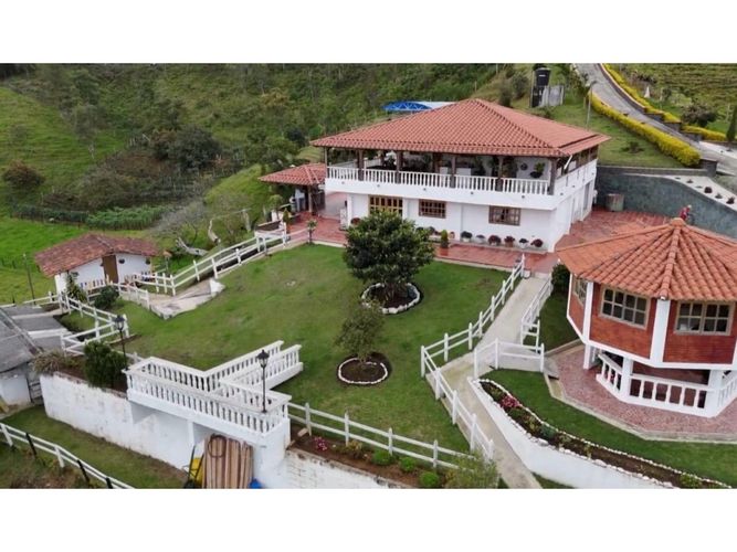 Casa de 7 alcobas en venta en Guarne, 1150 m² · foto 20 de 21