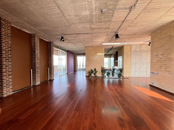 Apartamento de 3 alcobas en venta en El Poblado, Medellín, 270 m² · foto 3 de 18