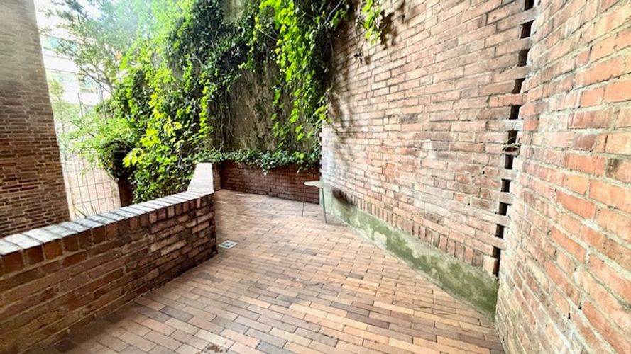 Apartamento en venta en Los Rosales, Bogotá · foto 12 de 24