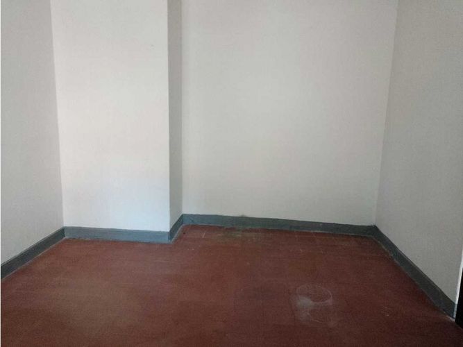 Local en arriendo en Jesus Nazareno, Medellín, 110 m² · foto 14 de 24