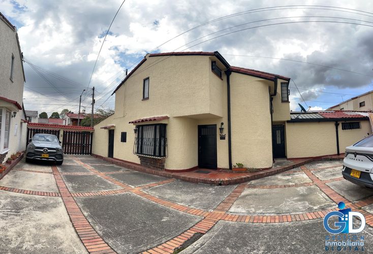 house in Bogota, Colombia — $198,942 | 3 Bed | EscapeFromUSA