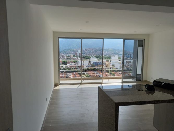 Apartamento de 3 alcobas en venta en Provenza, Bucaramanga, 76 m² · foto 2 de 22