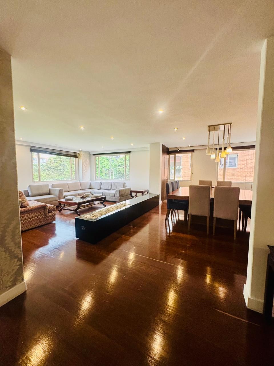 Apartamento en venta en Santa Barbara Occidental, Bogotá · foto 4 de 24