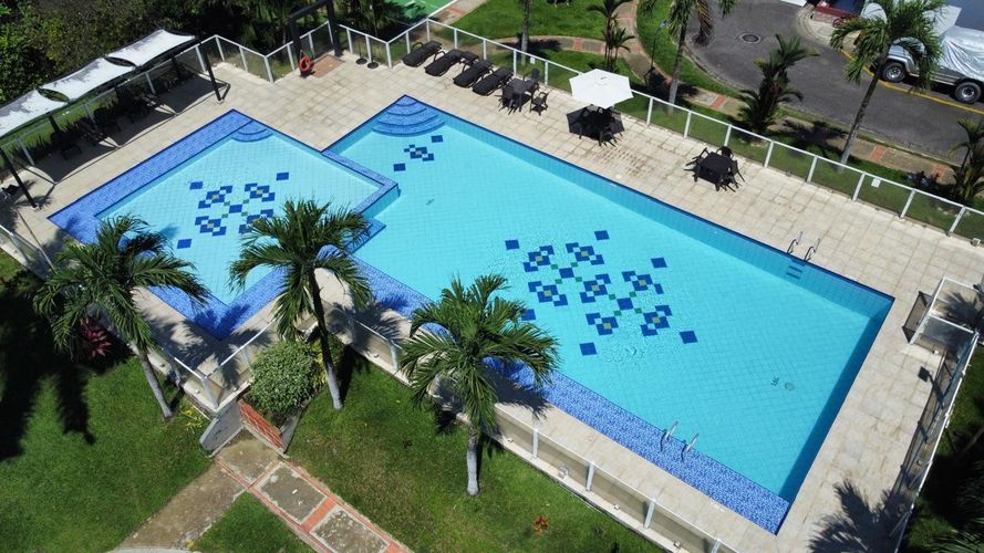 Casa de 4 alcobas en venta en Bosques De Rosa Blanca, Villavicencio, 117 m² · foto 2 de 24