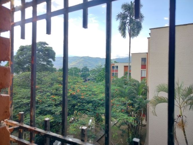 Apartamento de 2 alcobas en venta en Ciudad Los Alamos, Cali, 75 m² · foto 7 de 21