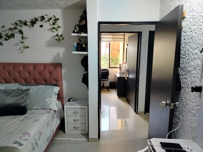 Apartamento de 2 alcobas en venta en Ciudad Los Alamos, Cali, 75 m² · foto 13 de 21