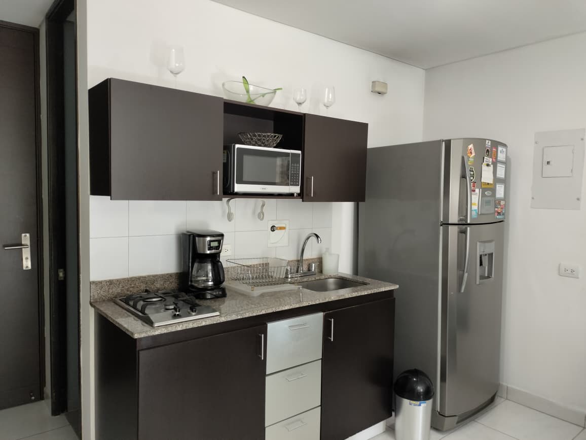 Apartamento en venta en El Poblado, Medellín · foto 3 de 11