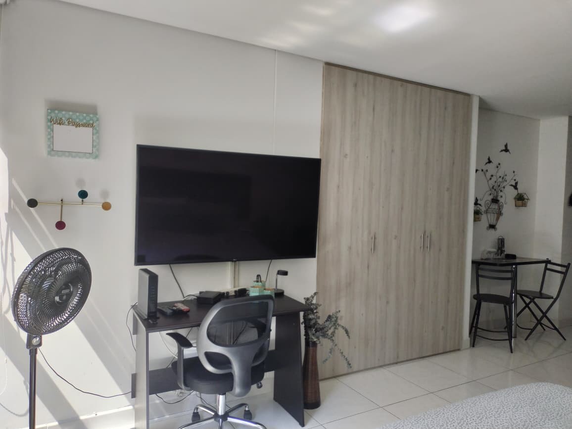 Apartamento en venta en El Poblado, Medellín · foto 7 de 11