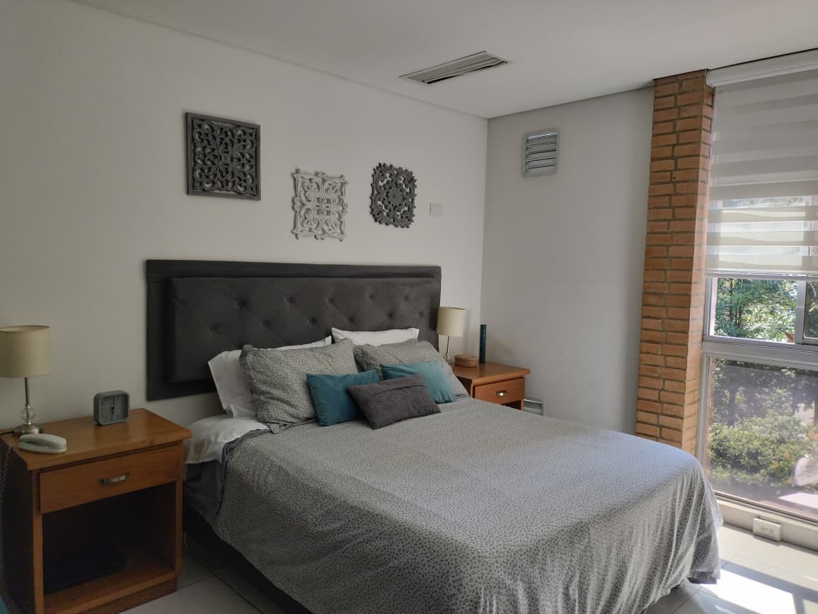 Apartamento en venta en El Poblado, Medellín · foto 9 de 11