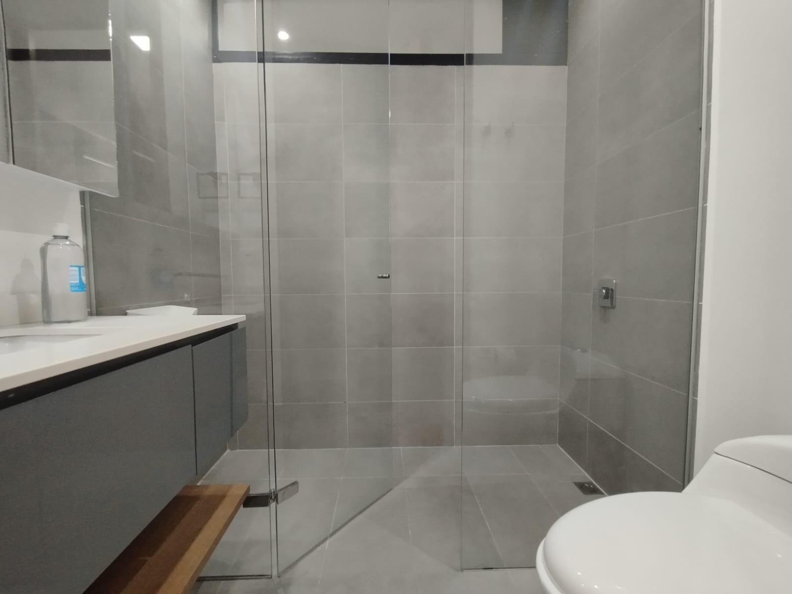 Apartaestudio en arriendo en El Poblado, Medellín · foto 16 de 18