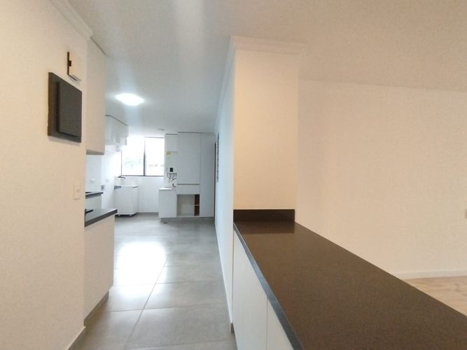 Apartamento de 2 alcobas en arriendo en El Poblado, Medellín, 126 m² · foto 12 de 20