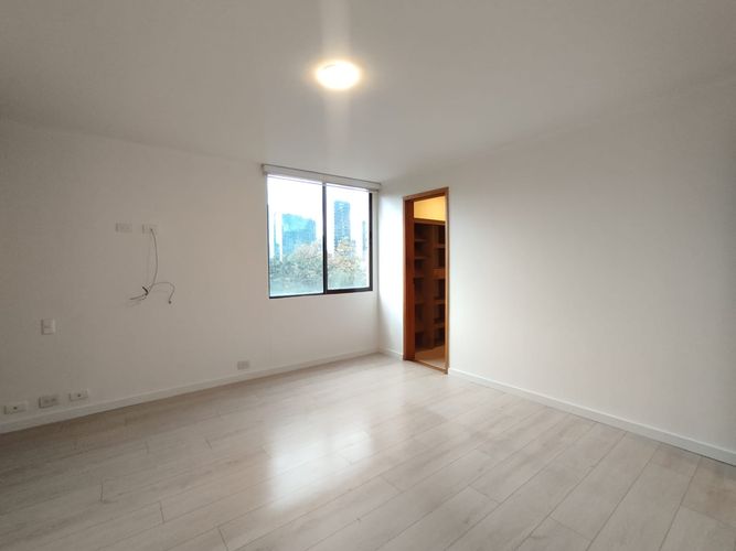 Apartamento de 2 alcobas en arriendo en El Poblado, Medellín, 126 m² · foto 17 de 20
