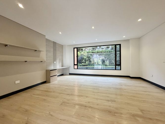 Apartamento de 4 alcobas en venta en Santa Barbara Alta, Bogotá, 455 m² · foto 15 de 22