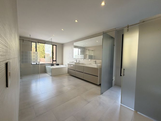 Apartamento de 4 alcobas en venta en Santa Barbara Alta, Bogotá, 455 m² · foto 18 de 22