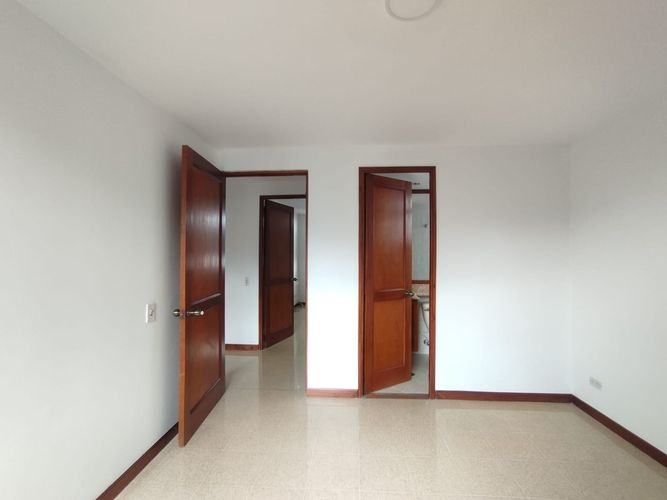 Apartamento de 3 alcobas en arriendo en El Poblado, Medellín, 127 m² · foto 16 de 20