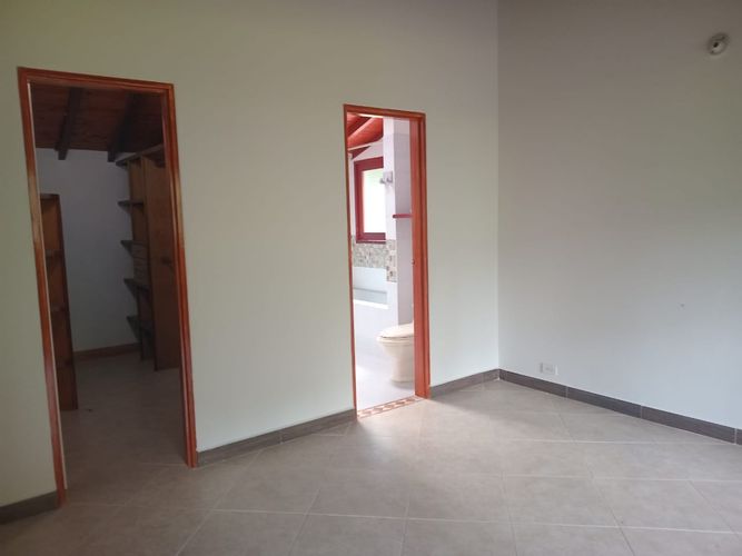 Oficina en arriendo en Escobero, Envigado, 400 m² · foto 9 de 20