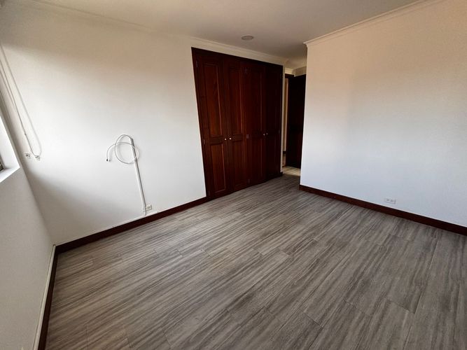 Apartamento de 3 alcobas en arriendo en El Poblado, Medellín, 242 m² · foto 16 de 20