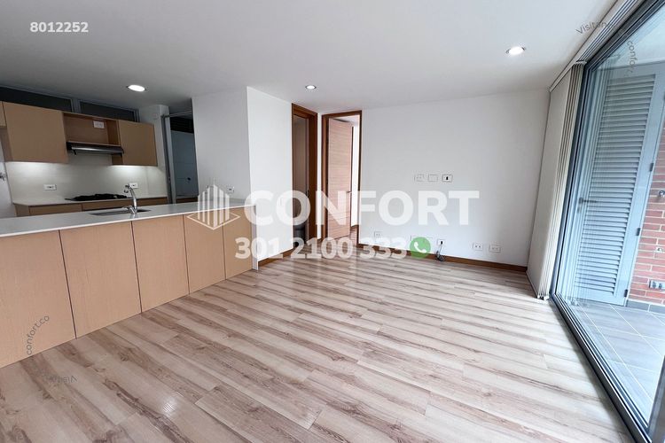 Apartamento de 2 alcobas en arriendo en Loma Benedictinos, Medellín, 100 m² · foto 5 de 24