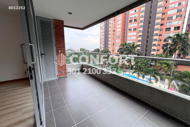Apartamento de 2 alcobas en arriendo en Loma Benedictinos, Medellín, 100 m² · foto 6 de 24