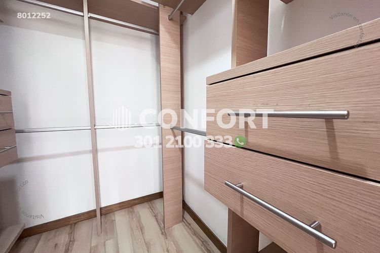 Apartamento de 2 alcobas en arriendo en Loma Benedictinos, Medellín, 100 m² · foto 19 de 24