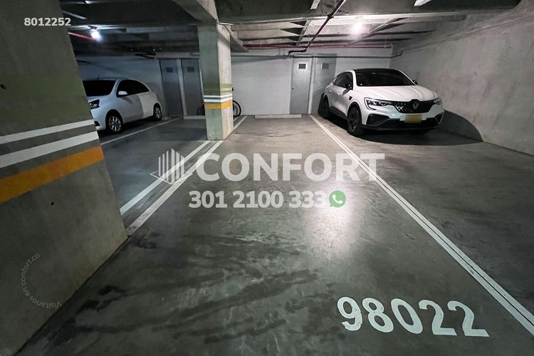 Apartamento de 2 alcobas en arriendo en Loma Benedictinos, Medellín, 100 m² · foto 21 de 24