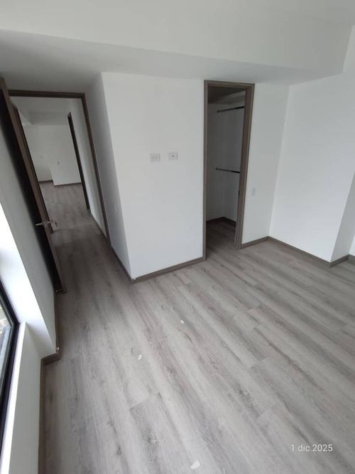 Apartamento de 2 alcobas en arriendo en Vía Las Palmas, Medellín, 74 m² · foto 9 de 14