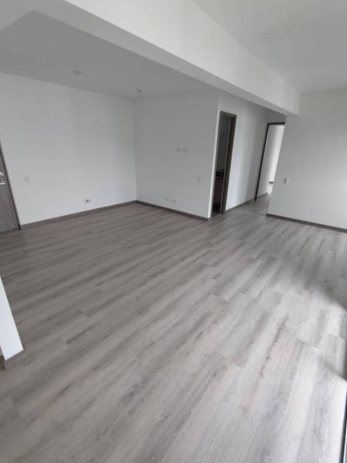 Apartamento de 2 alcobas en arriendo en Vía Las Palmas, Medellín, 74 m² · foto 13 de 14