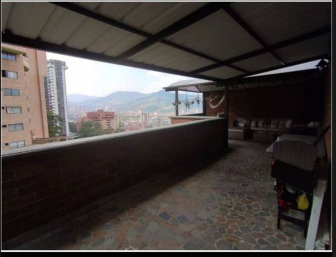 Apartamento de 3 alcobas en venta en Aves Maria, Sabaneta, 161 m² · foto 3 de 19
