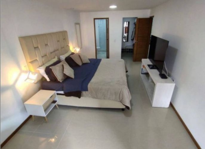 Apartamento de 3 alcobas en venta en Aves Maria, Sabaneta, 161 m² · foto 4 de 19