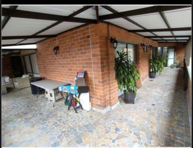 Apartamento de 3 alcobas en venta en Aves Maria, Sabaneta, 161 m² · foto 5 de 19
