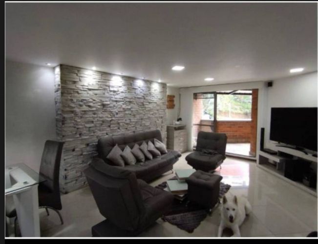 Apartamento de 3 alcobas en venta en Aves Maria, Sabaneta, 161 m² · foto 6 de 19