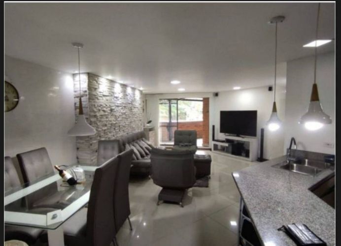 Apartamento de 3 alcobas en venta en Aves Maria, Sabaneta, 161 m² · foto 9 de 19