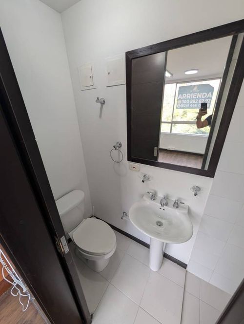 Oficina en arriendo en Las Palmas, Medellín, 100 m² · foto 5 de 14