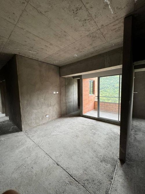 Apartamento de 3 alcobas en venta en Parque Tulio Ospina, Bello, 80 m² · foto 3 de 13