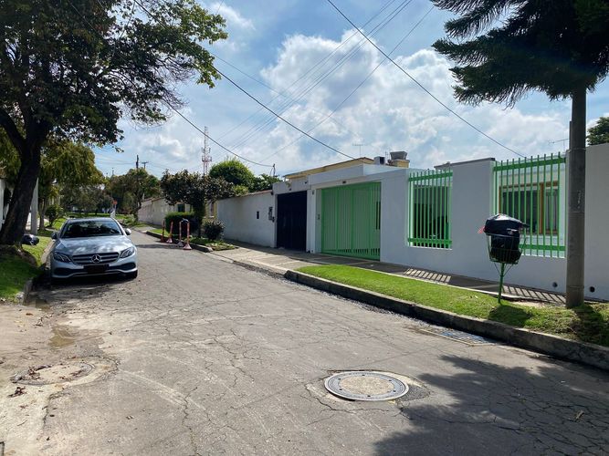 Casa de 5 alcobas en venta en Niza Norte, Bogotá, 369 m² · foto 14 de 14