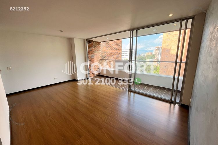 Apartamento de 2 alcobas en arriendo en Loma Del Esmeraldal, Envigado, 82 m² · foto 2 de 24