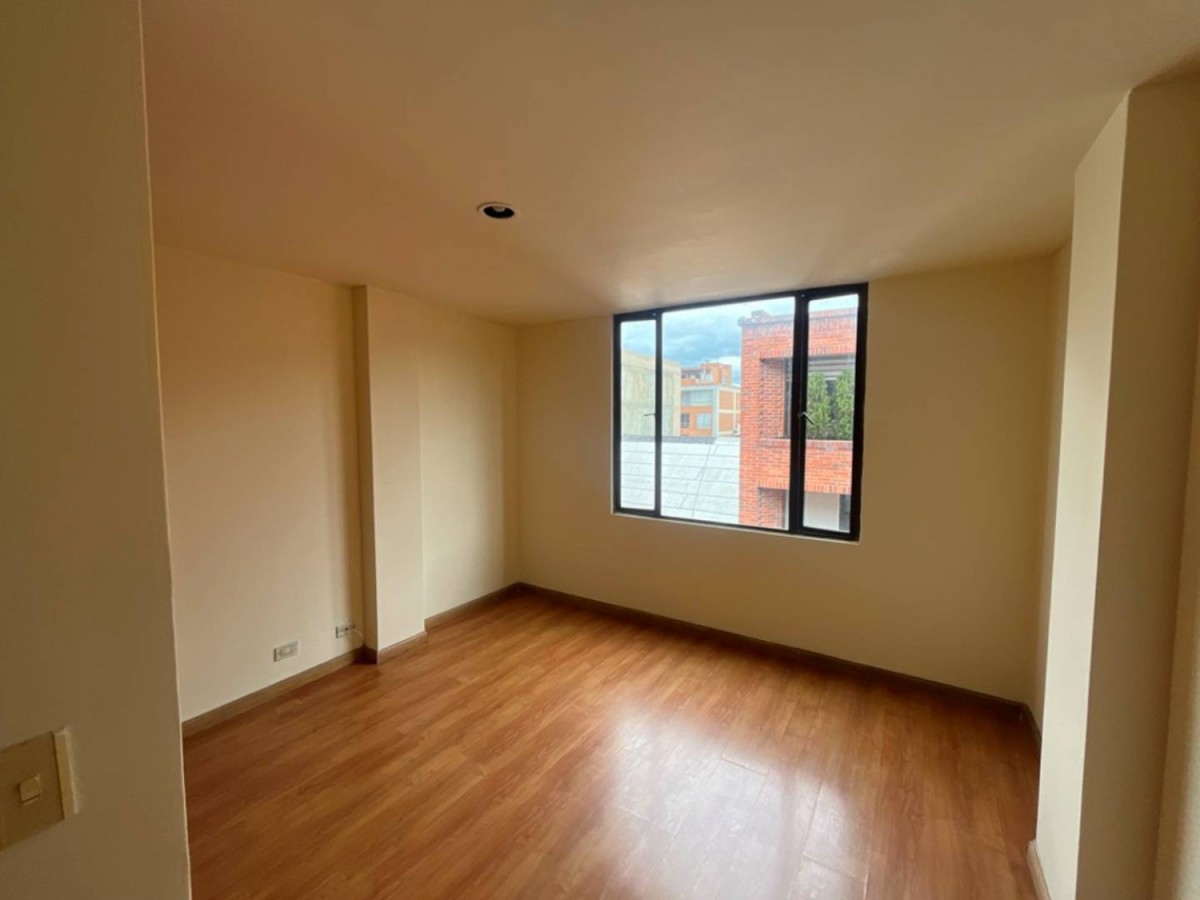 Apartamento en venta en Santa Barbara Central, Bogotá · foto 9 de 23