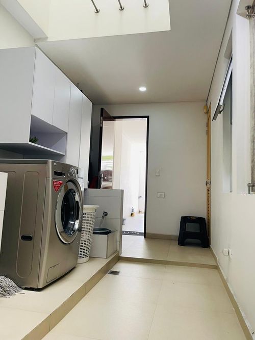 Casa de 4 alcobas en venta en Valle Del Lili, Cali, 504 m² · foto 6 de 24