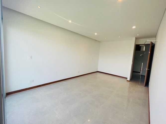 Apartamento de 3 alcobas en venta en Pance, Cali, 282 m² · foto 12 de 24